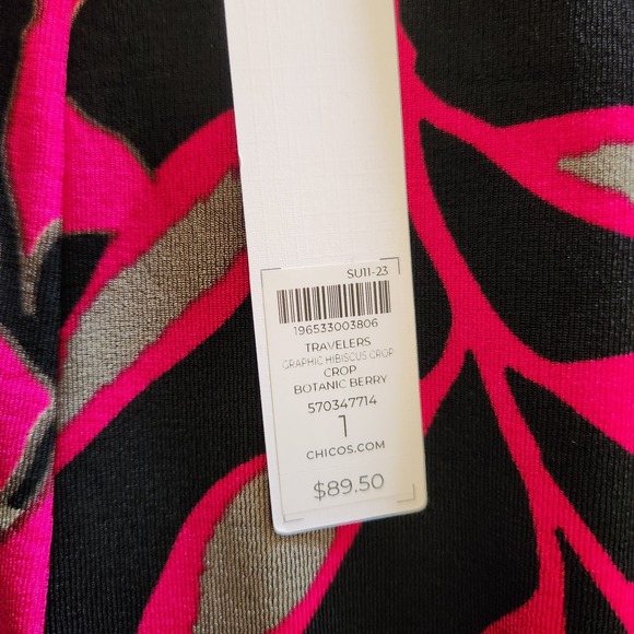 Chico's Travelers Pants Women's 1 M 8 Cropped Hibiscus Berry Knit Wide Leg NWT - Picture 4 of 12